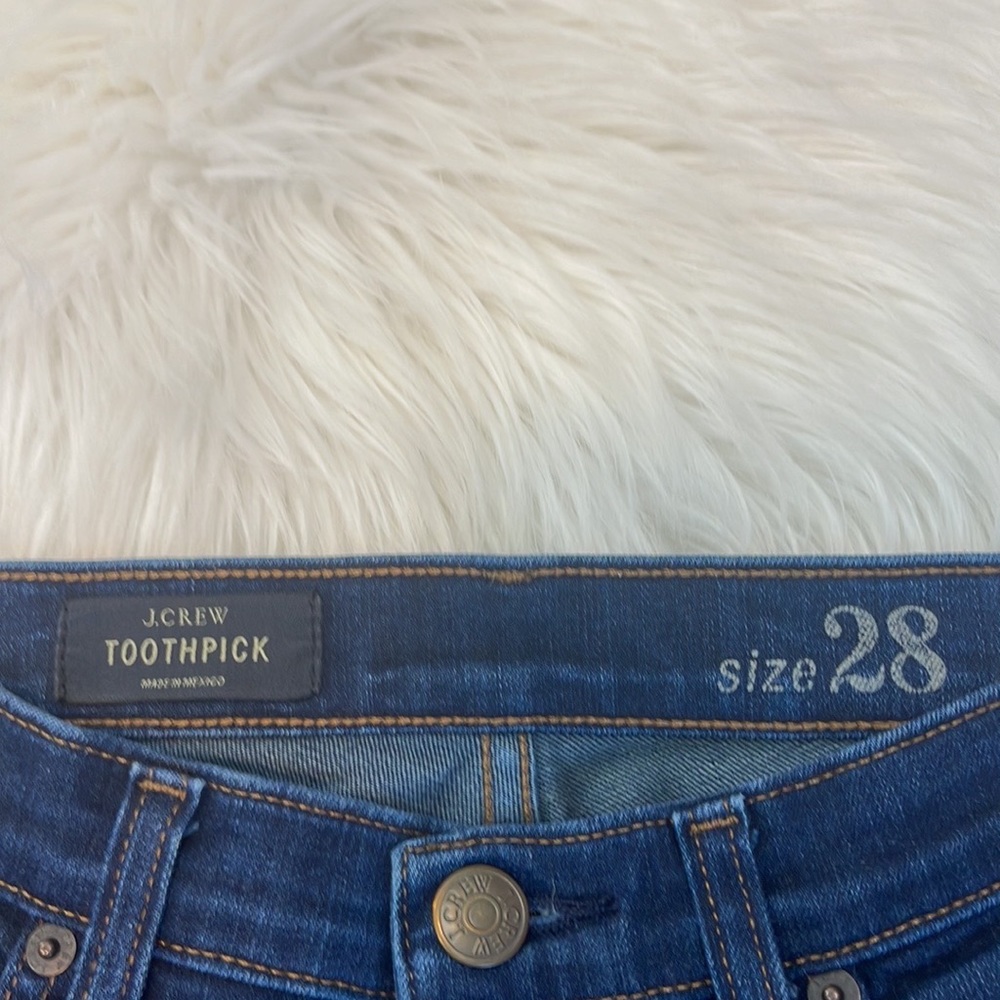 J. Crew 8” Toothpick Jeans in Classic Rinse - Picture 4 of 5